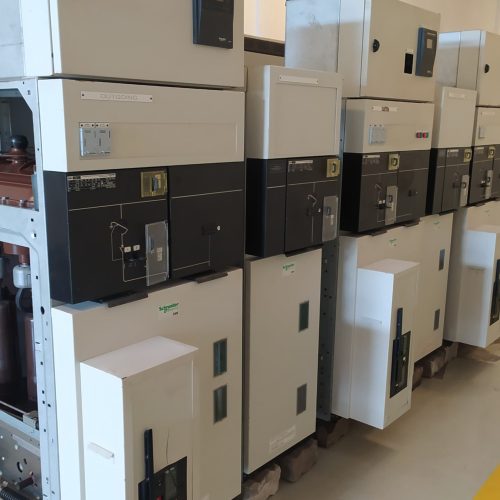 4 Panel Tegangan Menengah (MV)